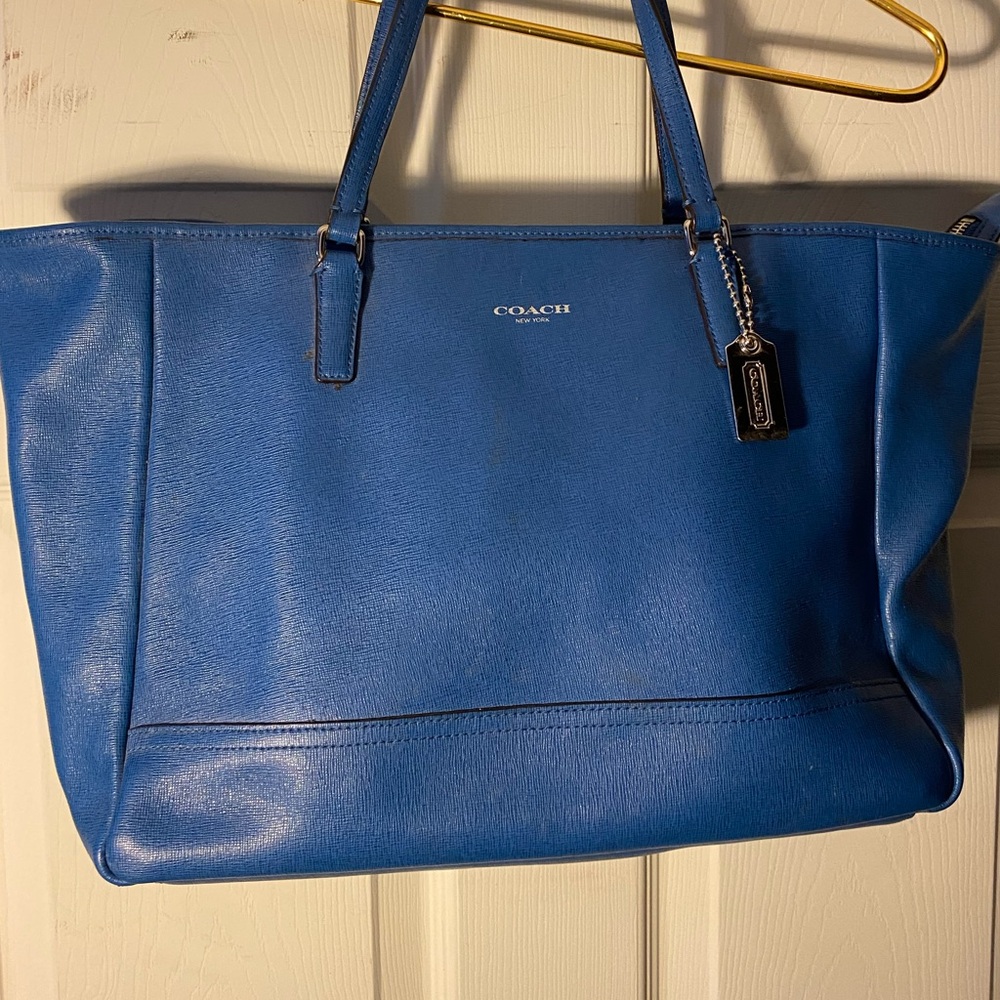Authentic Coach Blue Tote Purse with Zipper